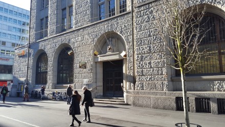 Eingang zur Gravita im Postgebäude in St.Gallen
